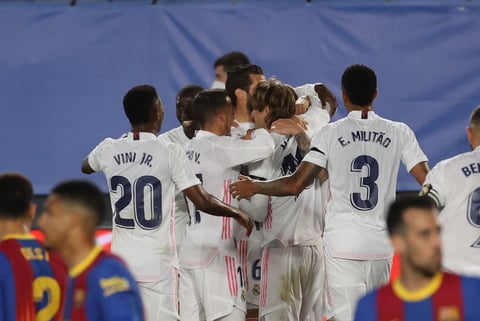 Real Madrid, líder provisional de LaLiga tras imponerse a la lluvia y al Barcelona
