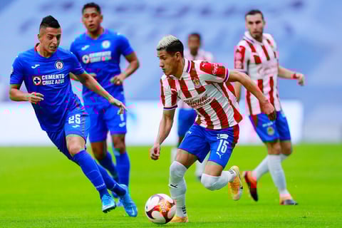 Jonathan Rodríguez le da triunfo a Cruz Azul ante Chivas
