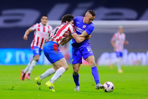 Jonathan Rodríguez le da triunfo a Cruz Azul ante Chivas