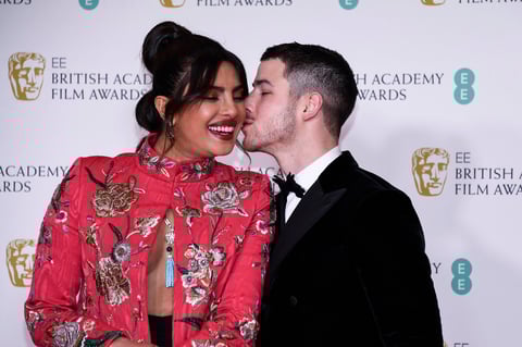 Los mejores looks en la alfombra roja de los Premios Bafta 2021
