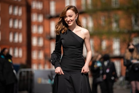 Los mejores looks en la alfombra roja de los Premios Bafta 2021