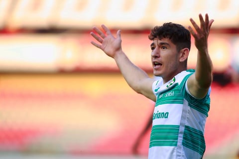Santos Laguna sufre derrota ante Querétaro