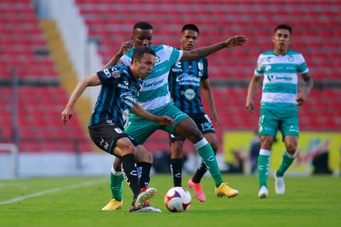 Santos Laguna sufre derrota ante Querétaro