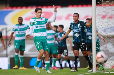 Santos Laguna sufre derrota ante Querétaro