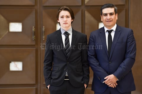 11042021 Luis Humberto Wiley con su padrino Martin Macías.