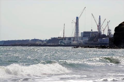 Verterá Japón agua contaminada de Fukushima al Pacífico