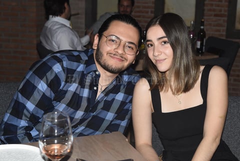 13042021 Ana Barraza y Diego Jáuregui.