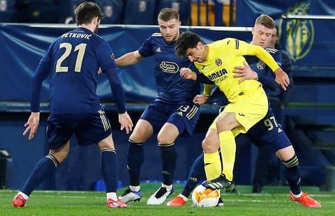 Un Villarreal superior clasifica a semifinales de la Europa League