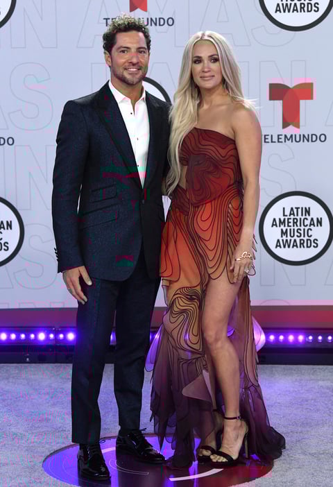 Los looks de la alfombra roja de los Latin American Music Awards