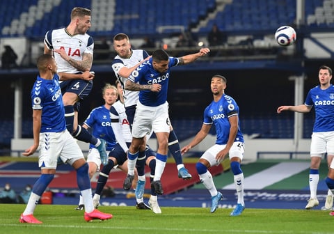 Harry Kane salva al Tottenham con empate ante Everton