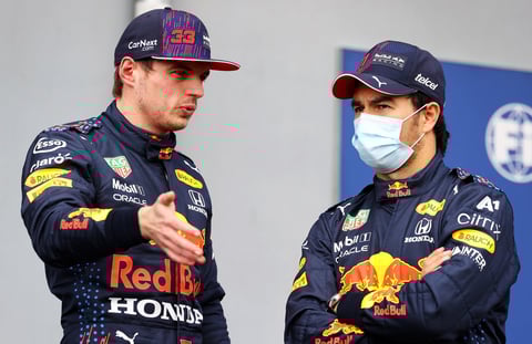  El mexicano partirá el GP Emilia-Romaña desde la primera fila de la parrilla de salida, al firmar el segundo mejor tiempo en la clasificación.