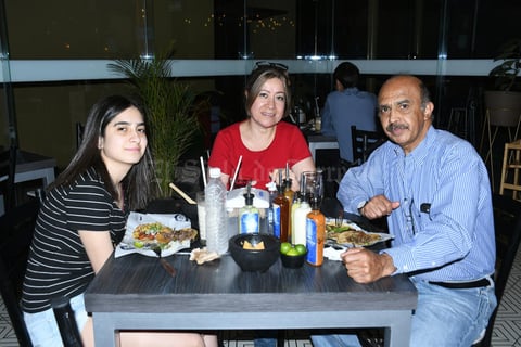17042021 Andrea, Gaby y Víctor.