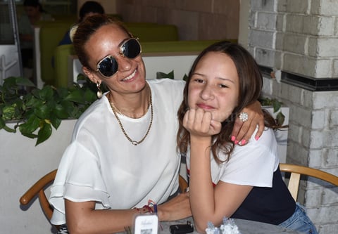 17042021 Ana Vale y Andressa España.