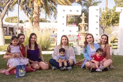 19042021 Ale Urby, Margarita, Sabina, Sandra,Alondra, Eugenio, Maria Alejandra y Amanda en piñata de los seis años de Elisa.