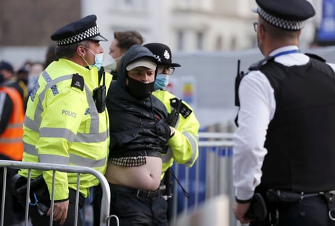 Aficionados protestan en Londres contra la Superliga