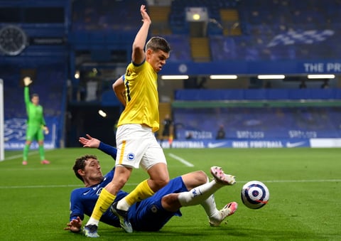 Chelsea regresa a los puestos de Champions con gris empate ante el Brighton