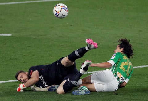 Betis de Lainez aguanta el empate ante el Athletic Club
