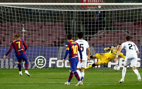Messi se afianza con doblete en victoria del Barcelona ante Getafe