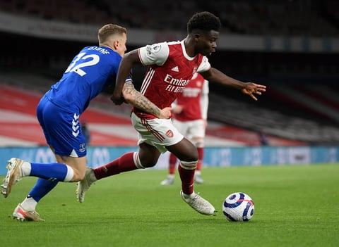 Con error de Bernd Leno, Arsenal cae ante el Everton