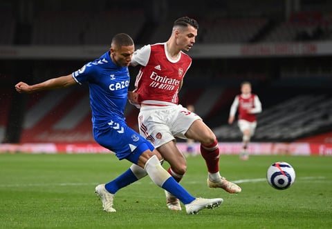 Con error de Bernd Leno, Arsenal cae ante el Everton