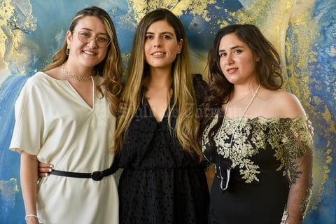 27042021 Cecilia Menéndez, Cristina Bada y Paloma Rocha.