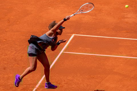 Naomi Osaka libra primera ronda del Abierto de Madrid