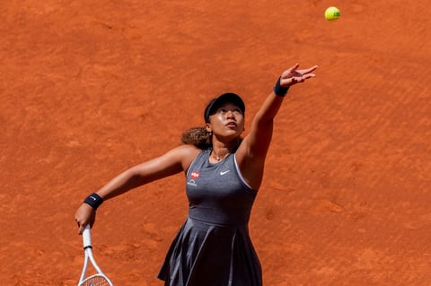 Naomi Osaka libra primera ronda del Abierto de Madrid