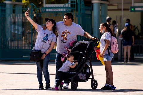 Disneyland reabre sus puertas