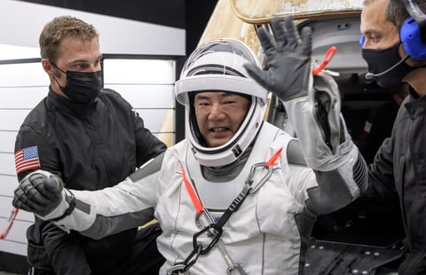 Vuelve a la Tierra nave de SpaceX con cuatro astronautas