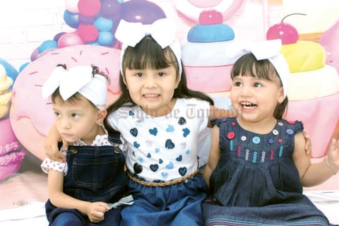 02052021 La niña Luciana celebrando su segundo cumpleaños acompañada de sus primas María José y Elizabeth.