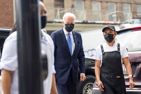 Biden visita restaurante mexicano en honor al Cinco de Mayo