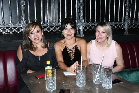 06052021 Norma Fajer, Rocío Linares, Viky Zamonsett.