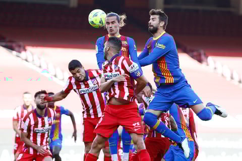 El encuentro por el liderato tuvo una parte para cada equipo