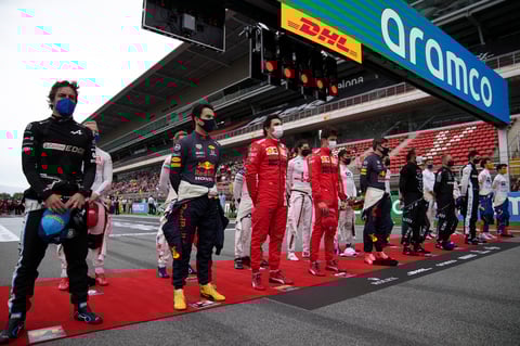 Gana Hamilton el Gran Premio de España; 'Checo' Pérez finaliza en quinto lugar