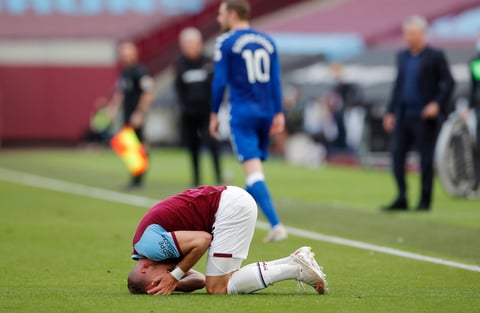 Everton amarga al West Ham y lo aleja de la Champions