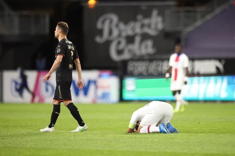 PSG se aleja del liderato de la Ligue 1 tras empate con Rennes