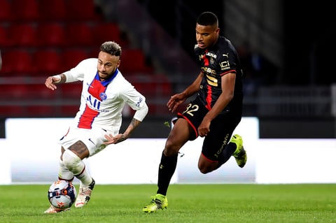 PSG se aleja del liderato de la Ligue 1 tras empate con Rennes