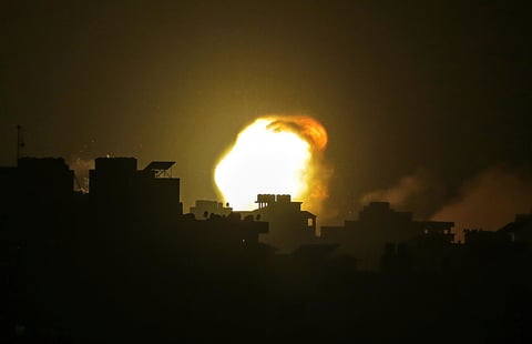 Emprende Israel ataques contra Gaza
