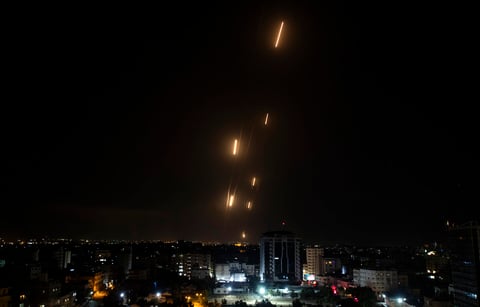 Emprende Israel ataques contra Gaza