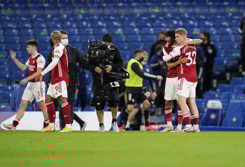 Con gol de Emile Smith Rowe, Arsenal supera al Chelsea