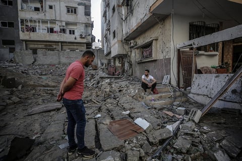 Israel inicia bombardeos desde tierra y aire en Franja de Gaza