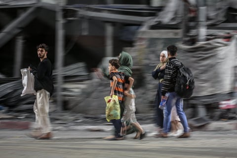Israel inicia bombardeos desde tierra y aire en Franja de Gaza