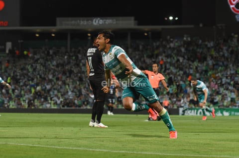 Santos Laguna vence a Rayados en la ida de Cuartos de Final