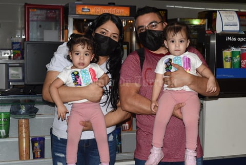 14052021 Armando Goray y Mariana Favela.