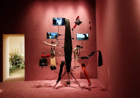 Gucci celebra 100 años con exposición