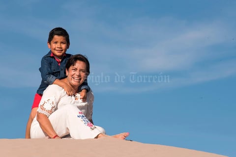 16052021 Cumpleaños Max Varela Moreno 5 años acompañado de su abuelita Nohemi Esquivel Romano.