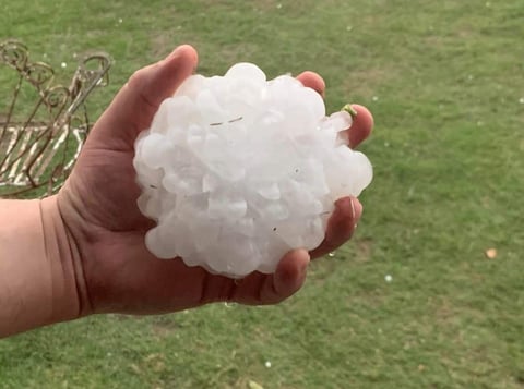 Reportan granizo de 10 centímetros de diámetro en norte de Coahuila