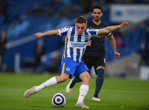 Brighton remonta ante el Manchester City en la Premier League