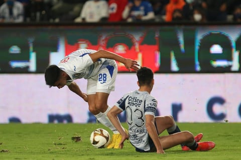 Empatan sin goles Pachuca y Cruz Azul en semifinal de ida