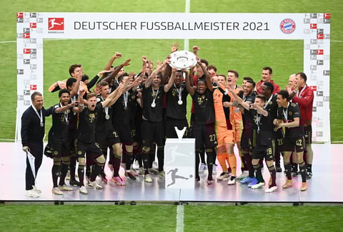 Bayern de Múnich recibe título de la Bundesliga